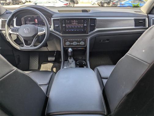 2022 Volkswagen Atlas 3.6L SE w/Technology