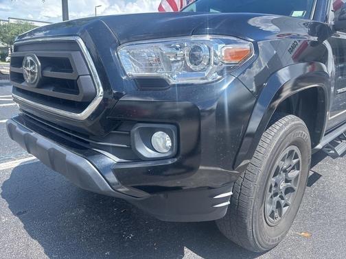 2022 Toyota Tacoma SR5