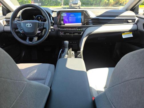 Ice Cap 2026 Toyota Camry LE