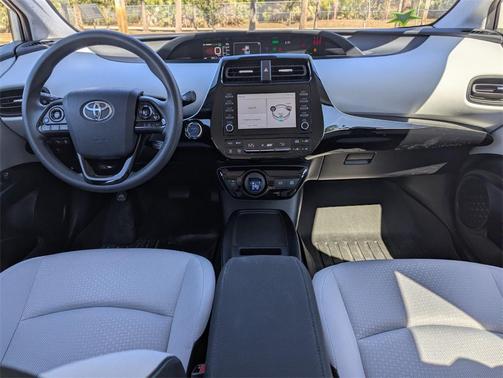2020 Toyota Prius LE