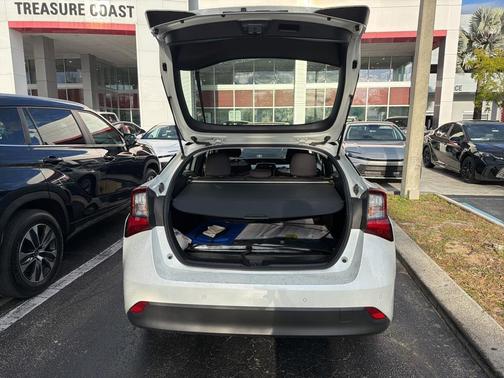 2020 Toyota Prius LE