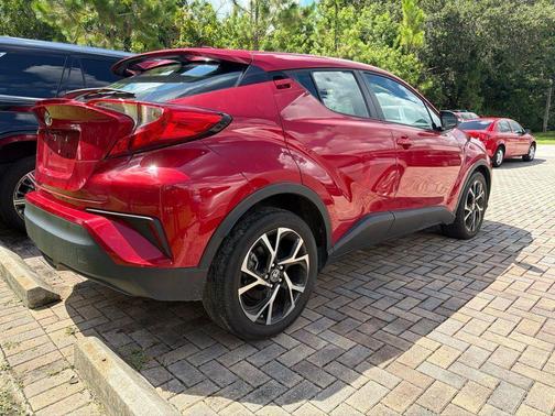 Supersonic Red 2021 Toyota C-HR XLE