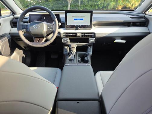 Ice Cap 2026 Toyota RAV4 XLE Premium