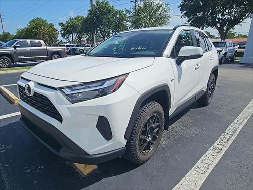 2024 Toyota RAV4 XLE