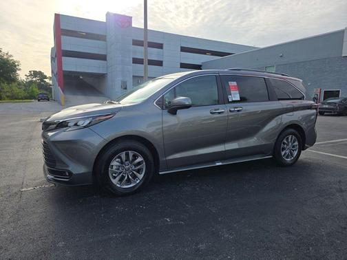 Heavy Metal 2026 Toyota Sienna XLE