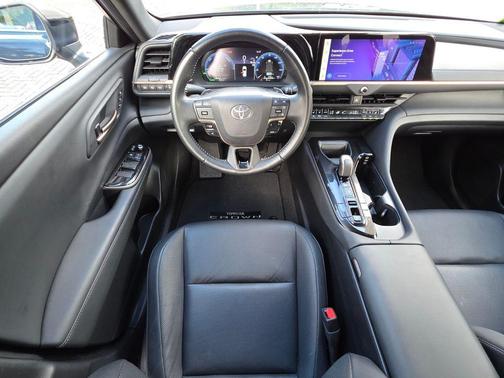 Storm Cloud 2025 Toyota Crown Signia XLE