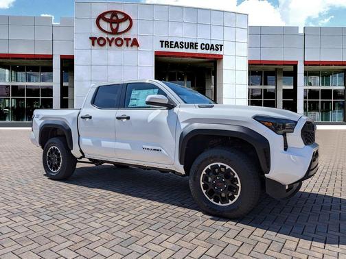 2025 Toyota Tacoma Hybrid TRD Off Road