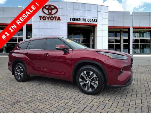 2024 Toyota Highlander XLE