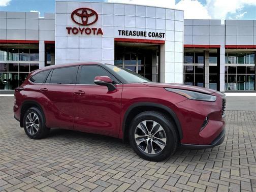 2024 Toyota Highlander XLE