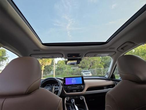 2025 Toyota Grand Highlander Platinum