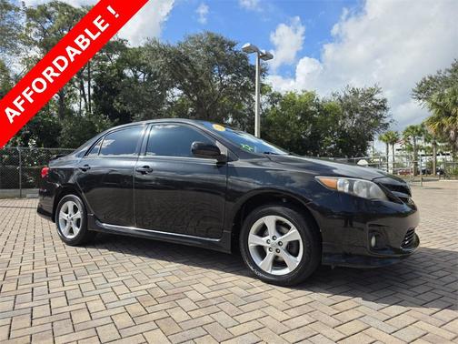 2013 Toyota Corolla LE