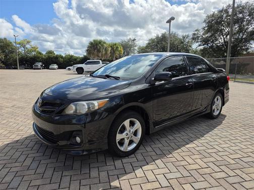 2013 Toyota Corolla LE