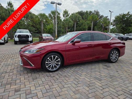 Matador Red Mica 2021 Lexus ES 250 Base