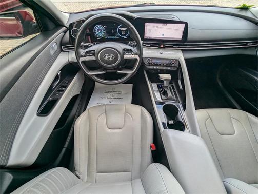 2022 Hyundai ELANTRA HEV Limited