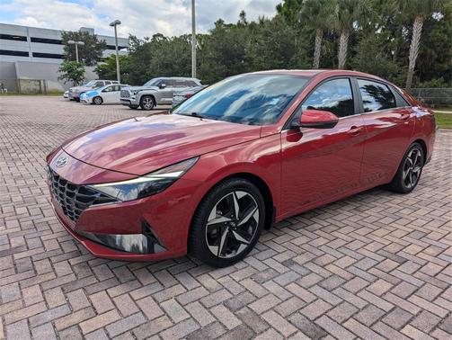 2022 Hyundai ELANTRA HEV Limited