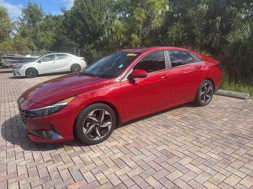 2022 Hyundai ELANTRA HEV Limited