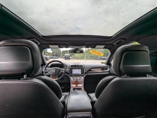 2019 Lincoln Continental Select