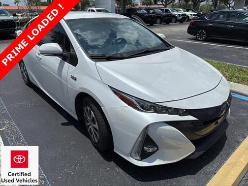 2022 Toyota Prius Prime SE