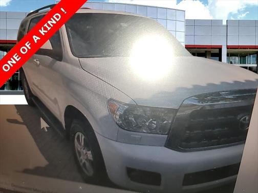 2014 Toyota Sequoia SR5