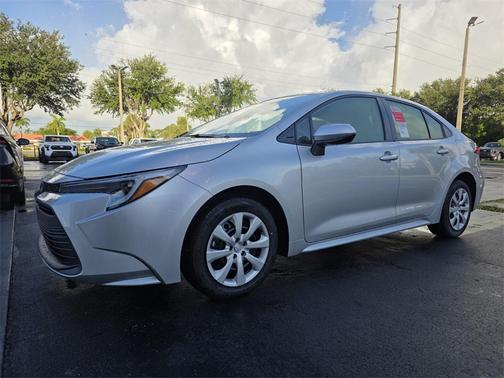 2025 Toyota Corolla Hybrid LE