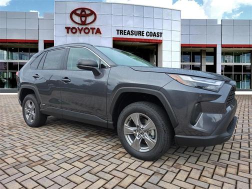 2025 Toyota RAV4 Hybrid SE