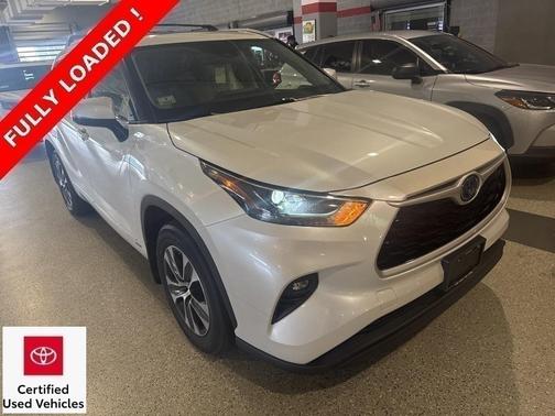 2022 Toyota Highlander Hybrid XLE