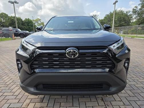 2025 Toyota RAV4 Hybrid XLE Premium