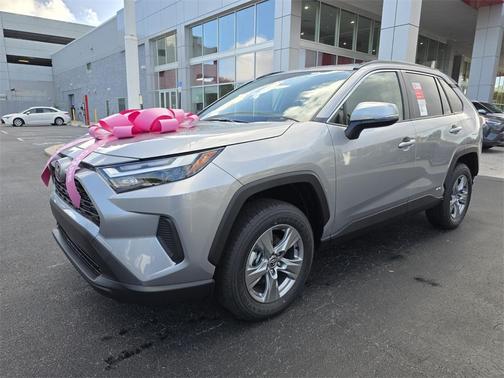 2025 Toyota RAV4 Hybrid LE