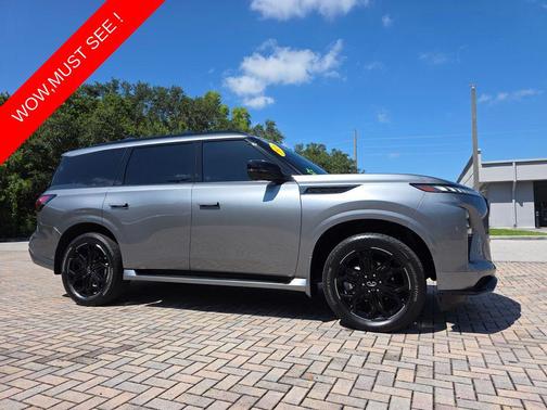 Dynamic Metal 2026 INFINITI QX80 SPORT AWD