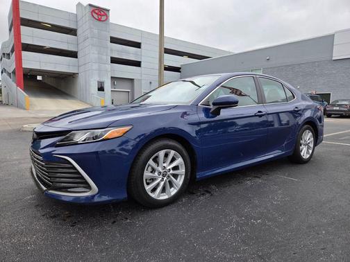 2024 Toyota Camry LE