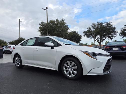 2026 Toyota Corolla LE