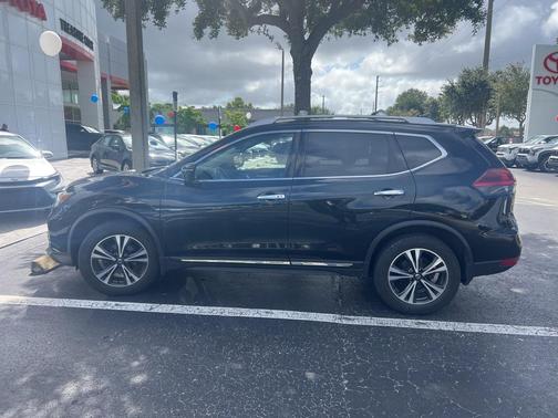 2018 Nissan Rogue SL