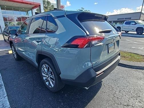 2023 Toyota RAV4 XLE Premium