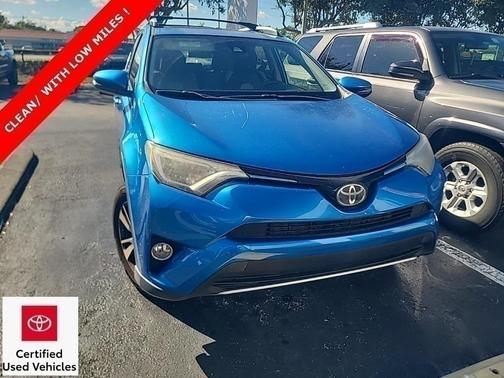 2017 Toyota RAV4 XLE