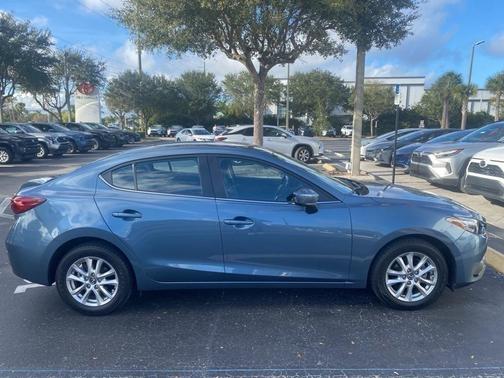 2016 Mazda Mazda3 i Sport