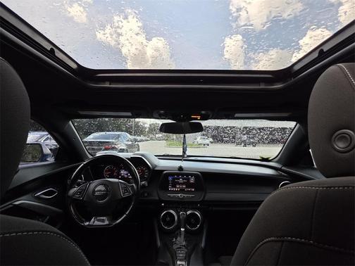 2022 Chevrolet Camaro RWD Coupe LT1