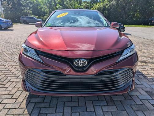 2019 Toyota Camry XLE