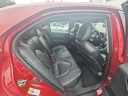 2019 Toyota Camry XLE