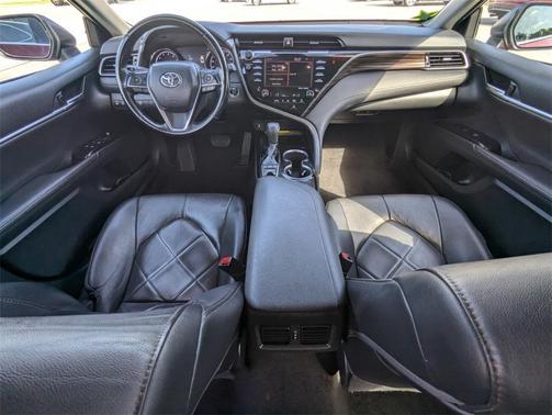 2019 Toyota Camry XLE