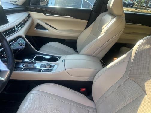 2022 INFINITI QX60 SENSORY