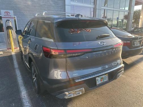 2022 INFINITI QX60 SENSORY