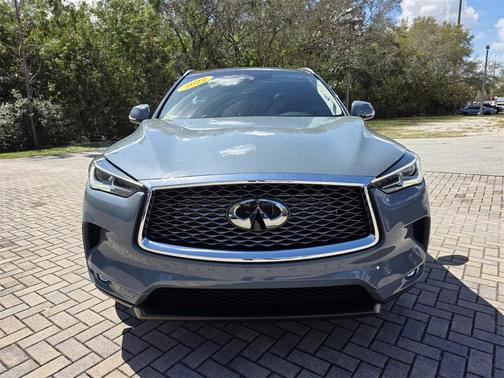 2022 INFINITI QX50 LUXE