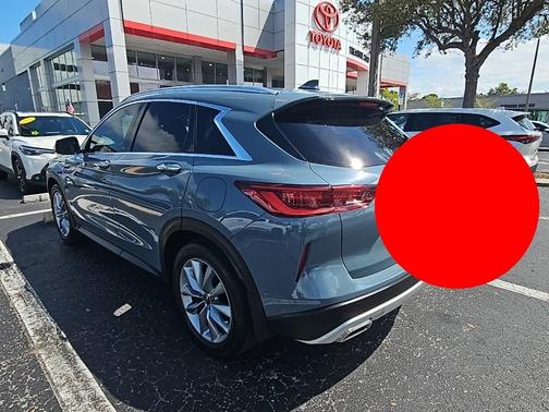 2022 INFINITI QX50 LUXE