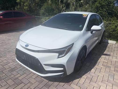 2024 Toyota Corolla Hybrid SE