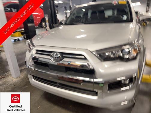 Classic Silver Metallic 2024 Toyota 4Runner Limited