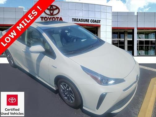 2020 Toyota Prius XLE