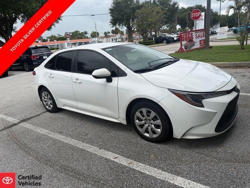Super White 2020 Toyota Corolla LE