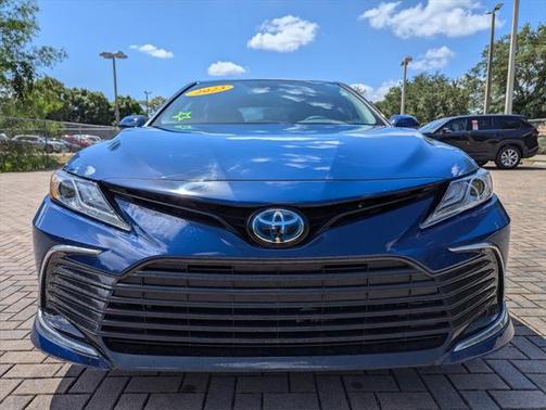 2024 Toyota Camry Hybrid XLE