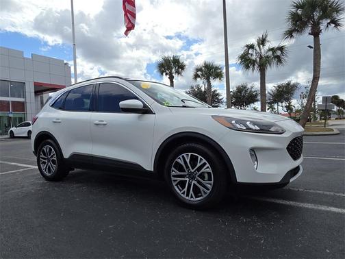 2021 Ford Escape SEL
