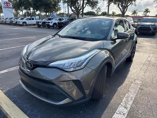 2021 Toyota C-HR XLE
